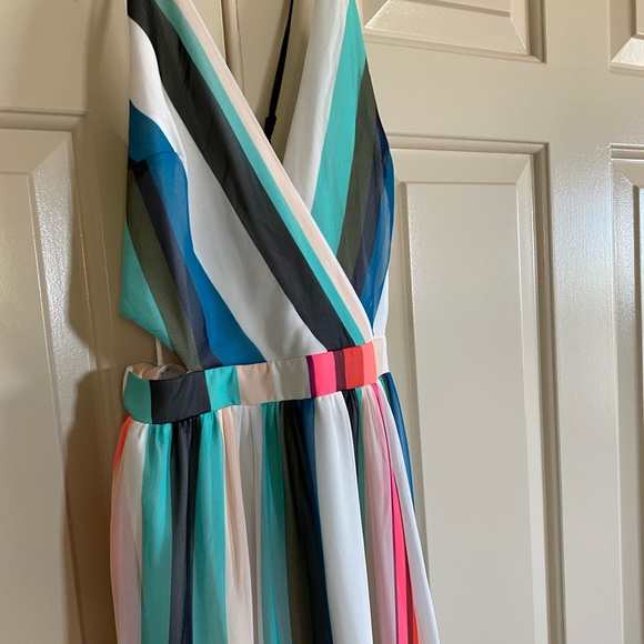 NWT Express Striped Surplice Lace-Up Back Maxi Dress in Multicolor Stripe - Picture 8 of 14